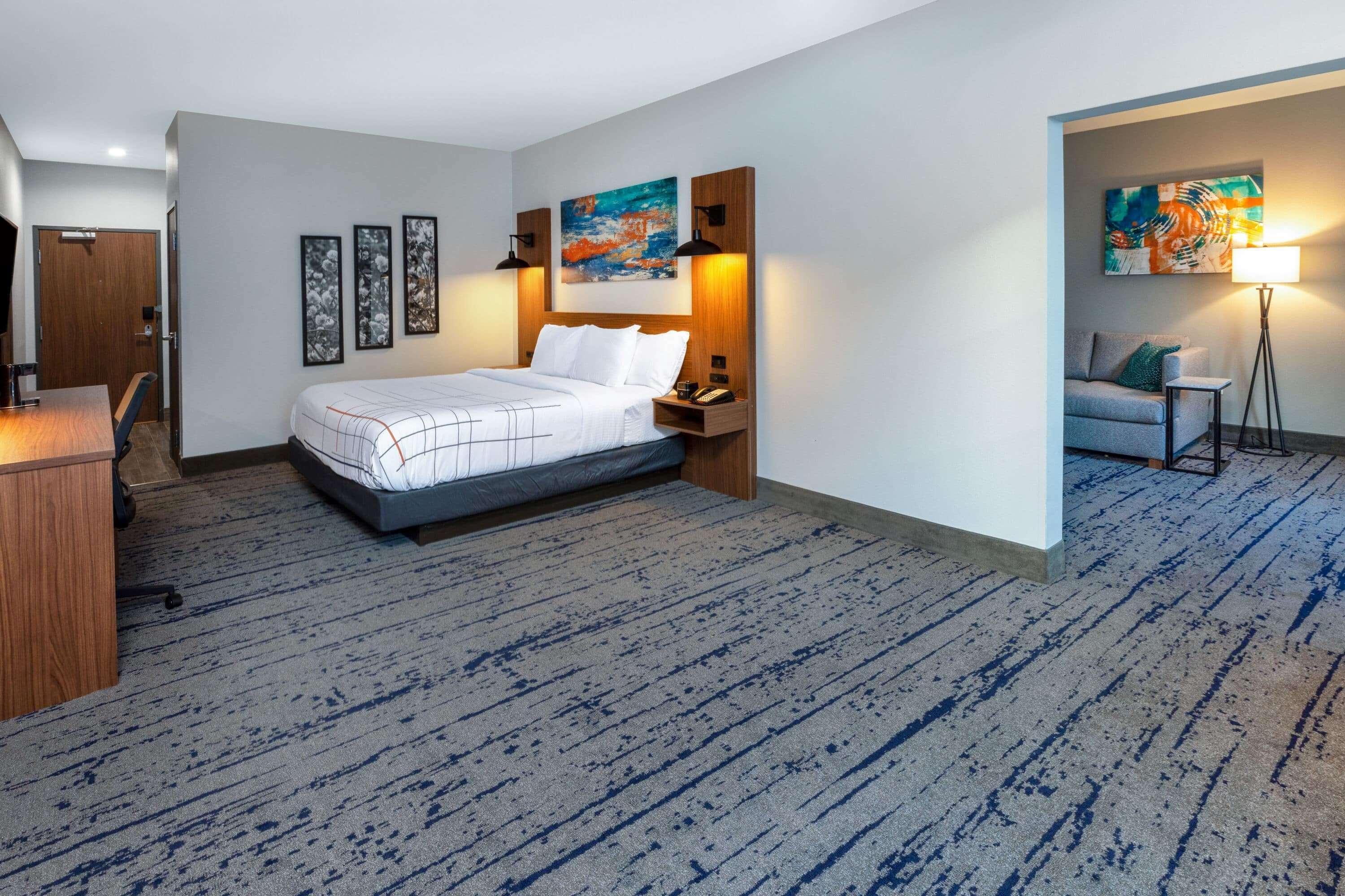 La Quinta Inn & Suites By Wyndham Dallas - Frisco Stadium Экстерьер фото