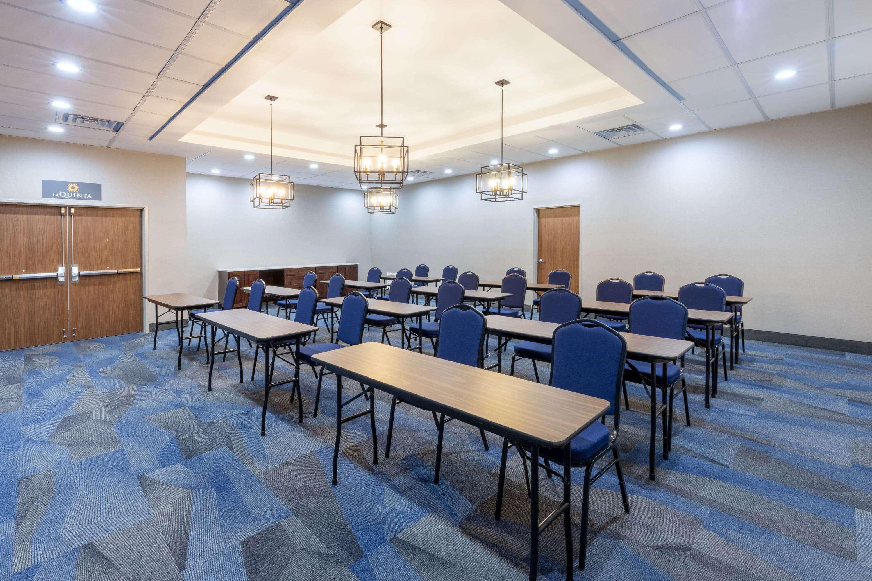 La Quinta Inn & Suites By Wyndham Dallas - Frisco Stadium Экстерьер фото