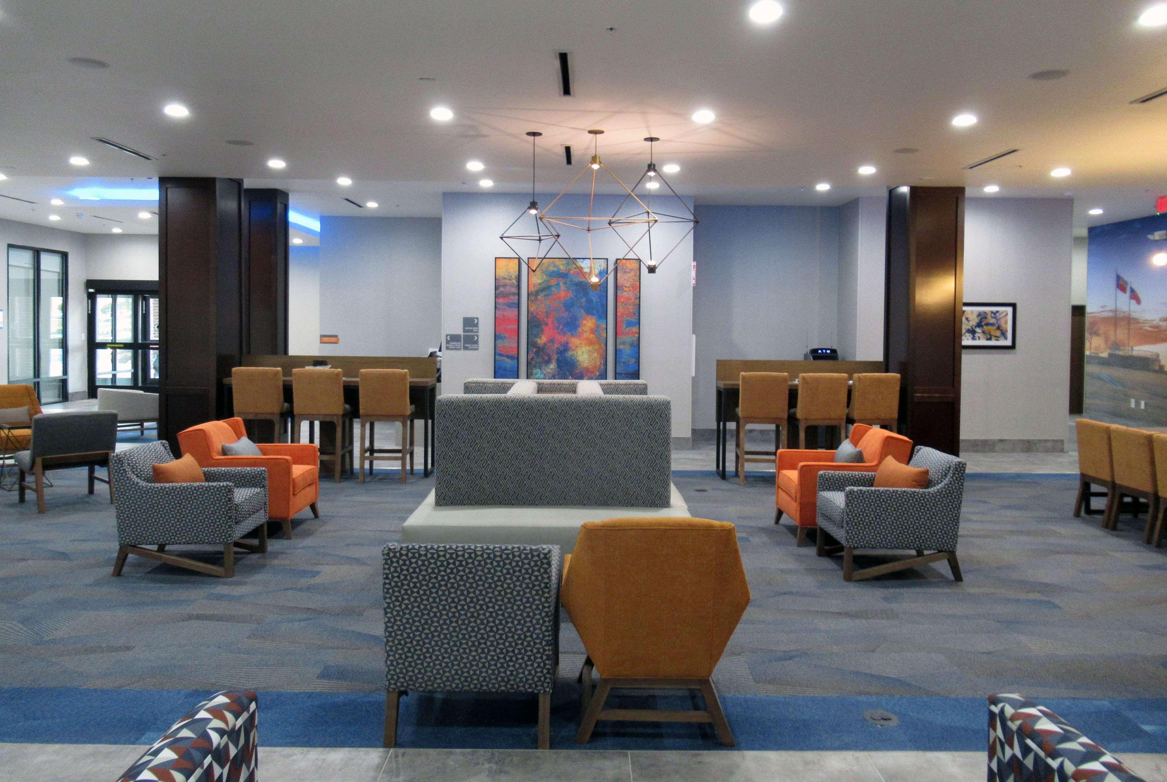 La Quinta Inn & Suites By Wyndham Dallas - Frisco Stadium Экстерьер фото