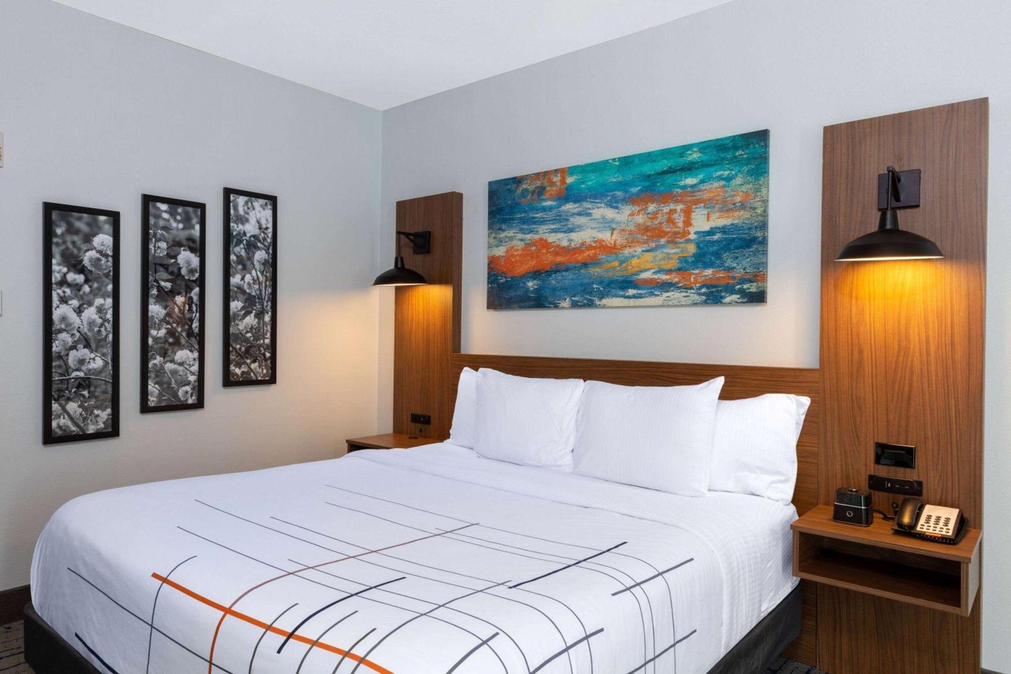 La Quinta Inn & Suites By Wyndham Dallas - Frisco Stadium Экстерьер фото