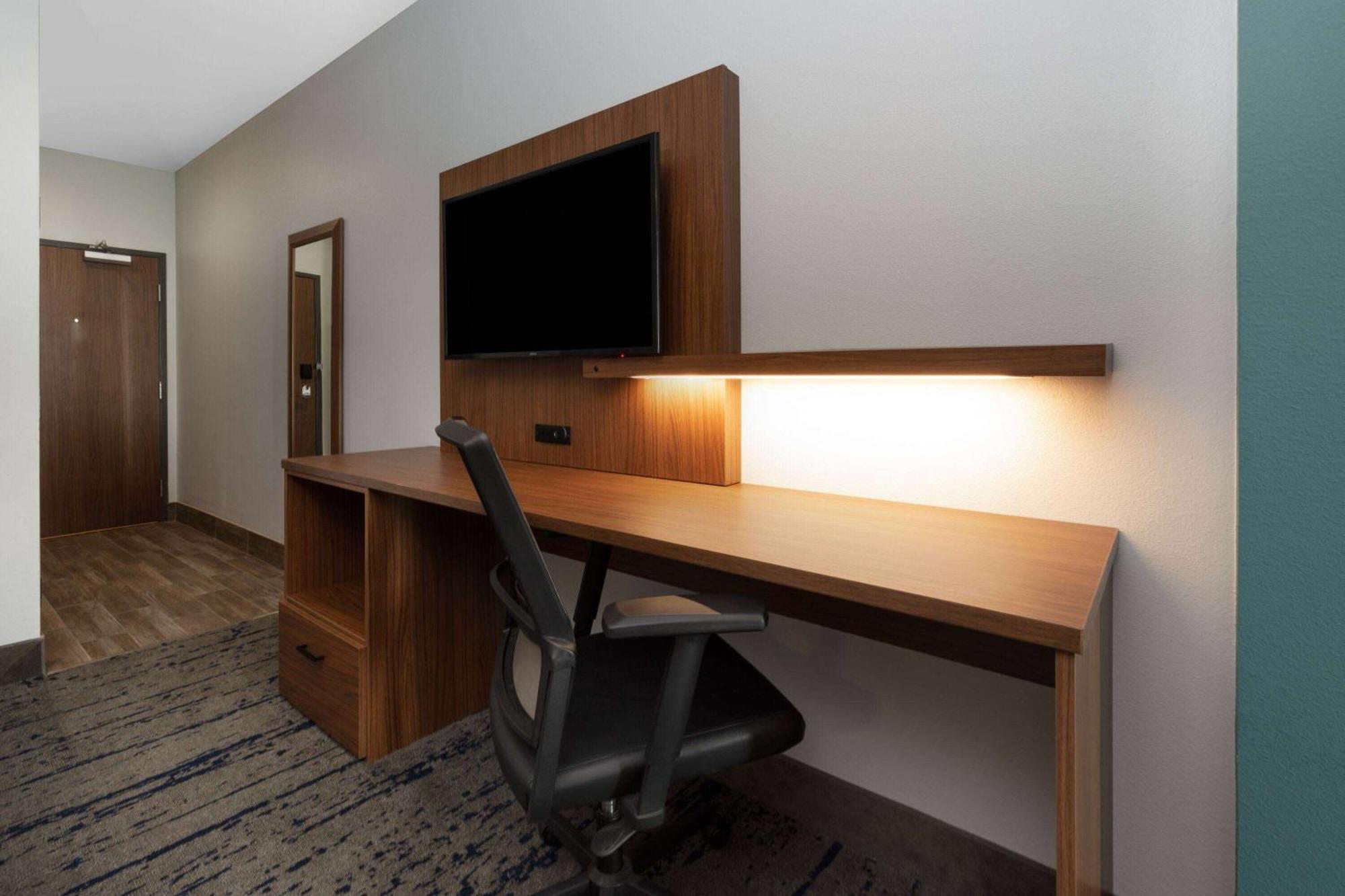 La Quinta Inn & Suites By Wyndham Dallas - Frisco Stadium Экстерьер фото
